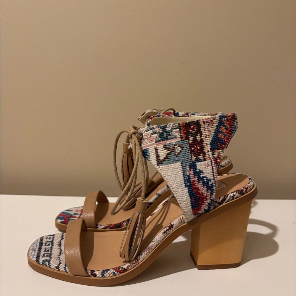 *New* Size 8 - Patterned Block Heel Sandals